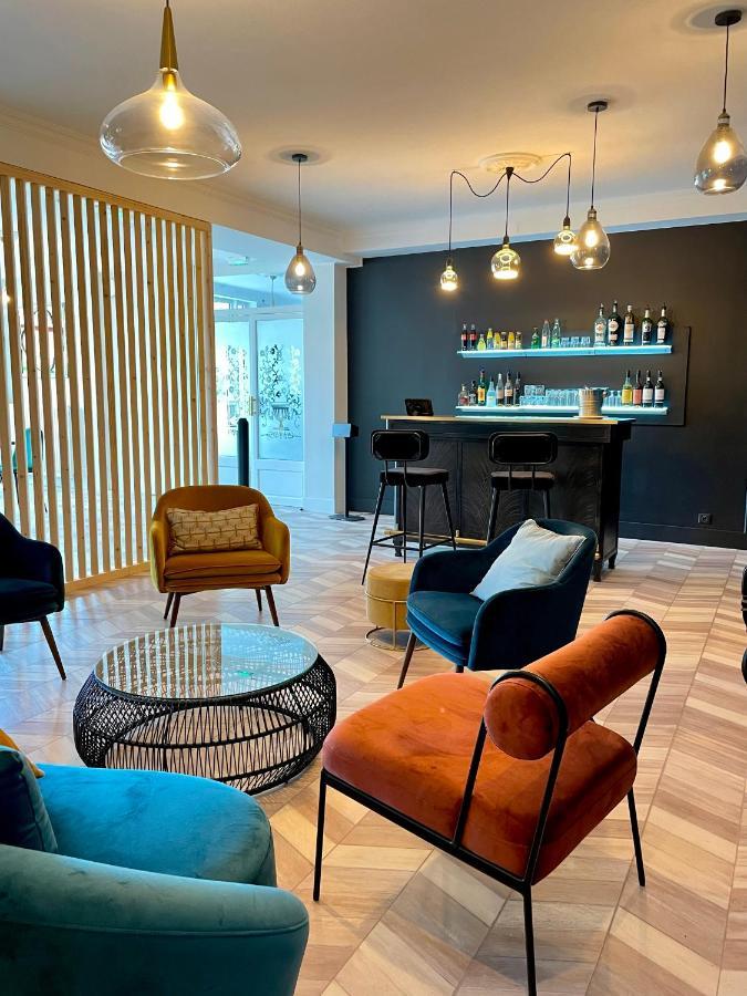 Hotel Restaurant Du Lac Boussens  Ngoại thất bức ảnh